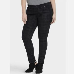 Torrid Luxe Skinny Denim Black Denim pants - Size 16R